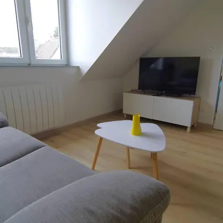 Le Bateau Bleu Avec Vue Sur Criel-sur-Mer