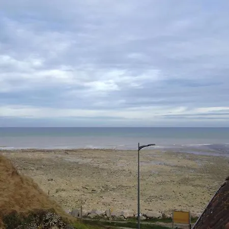 Le Bateau Bleu Avec Vue Sur * Criel-sur-Mer